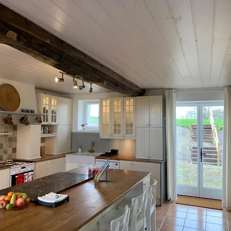 Entire Stay, La Gerouardiere * Barenton