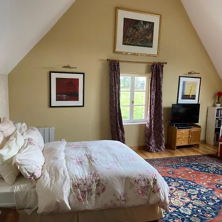 Entire Stay, La Gerouardiere