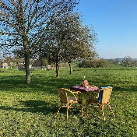 Entire Stay, La Gerouardiere Semesterbostad