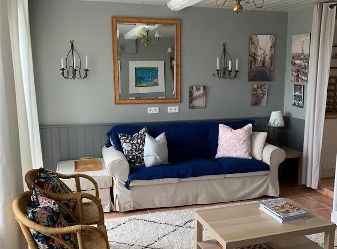 Entire Stay, La Gerouardiere Ferienhaus *