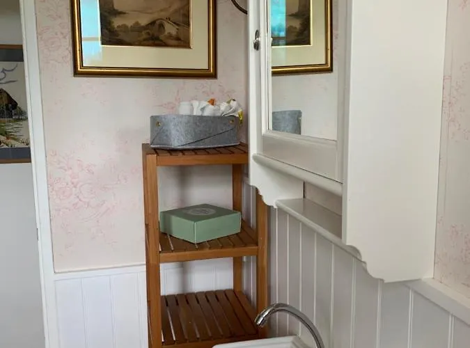 Entire Stay, La Gerouardiere *